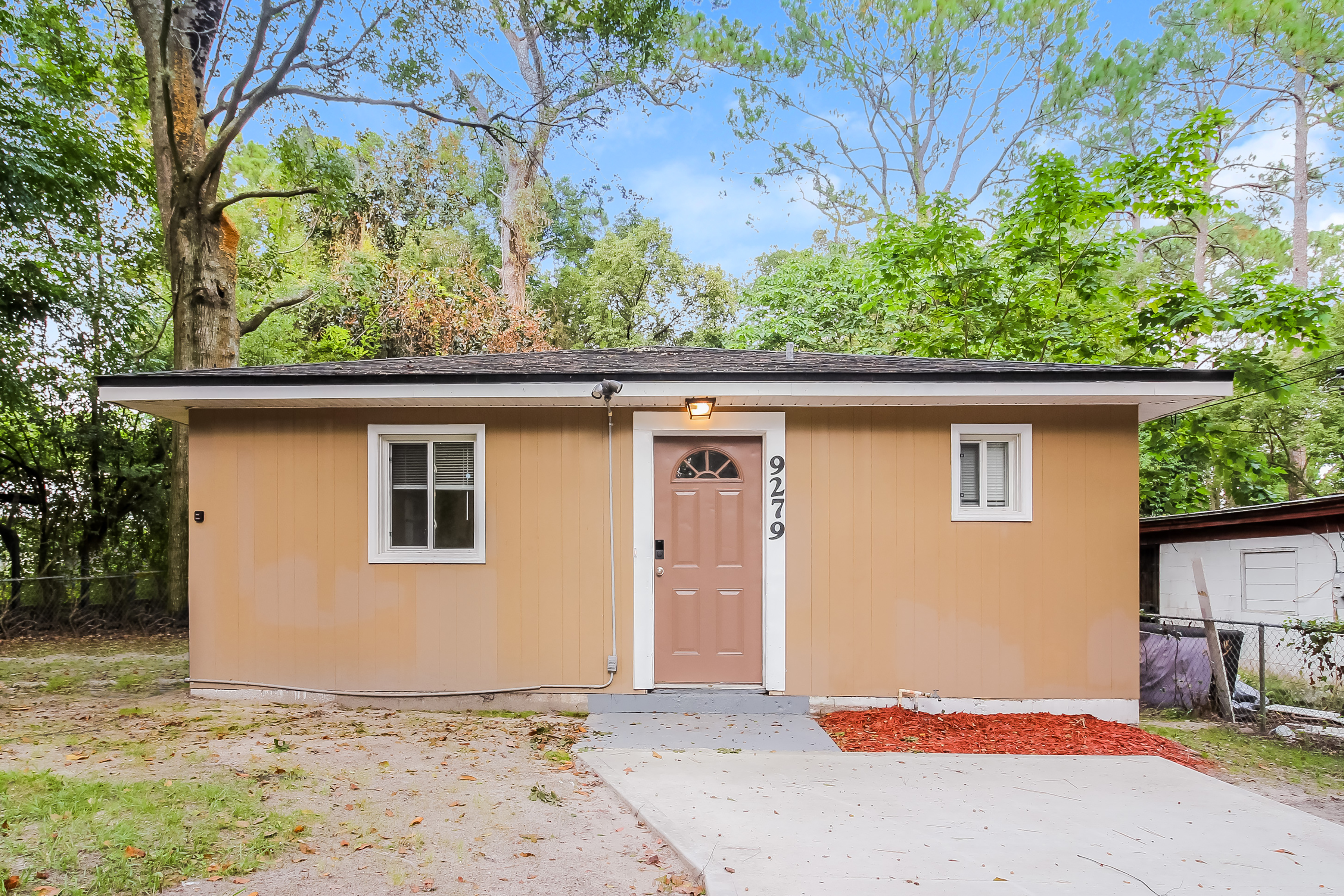 9279 6th Ave Jacksonville, FL 32208